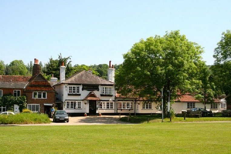 Shamley Green: A Picturesque Village Steeped in Tradition and Charm