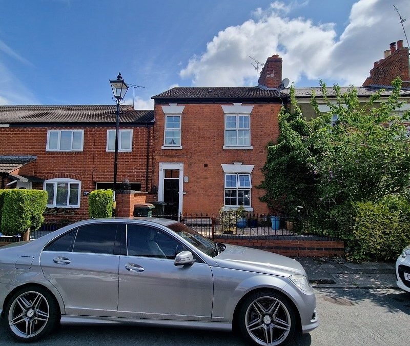 Book Serviced Apartment in Mount Street, Chapelfields, Coventry. CV5 8DD | Sublime Stays