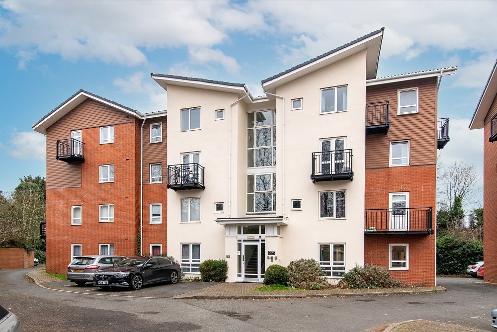 Book Serviced Studio in Coventry at Sandy Lane, CV1 4BD | Sublime Stays