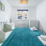 Serviced Apartment in Stainer Close, Crawley, RH10 7UX (image 10)