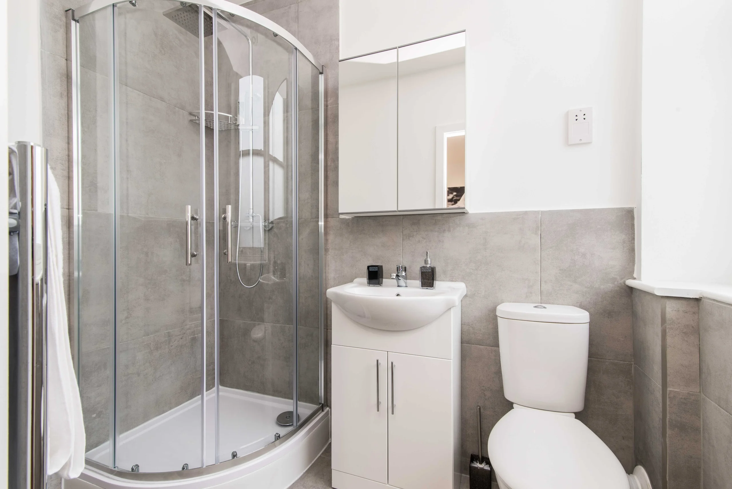 Book Your Stay at 1 Percy Street (image 09)