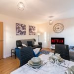 Modern Serviced Studio Apartment in Derby at 105 Parliament Street (image 08)