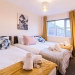 Modern Serviced Studio Apartment in Derby at 105 Parliament Street (image 03)